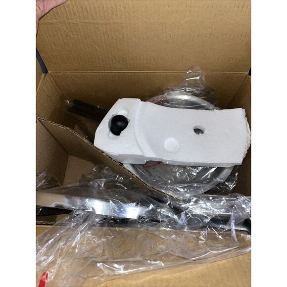 Mirro Polished Aluminum Pressure Cooker Cookware, 4.2-Quart, Silver - Picture 10 of 11